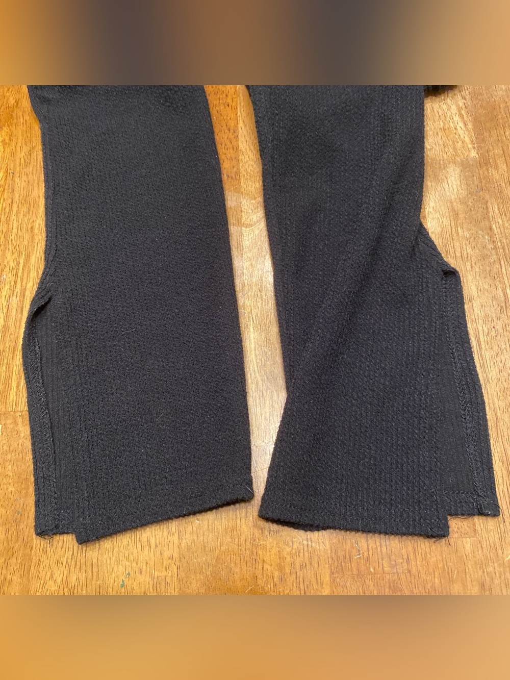 Pretty Little Thing Black Soft Ribbed Flare Slit Hem Leggings Sz 2 30” Inseam - Picture 6 of 6